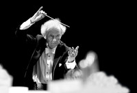 Anthony Negus , conducter with his orchestra at Great House Opera , Cotswolds UK